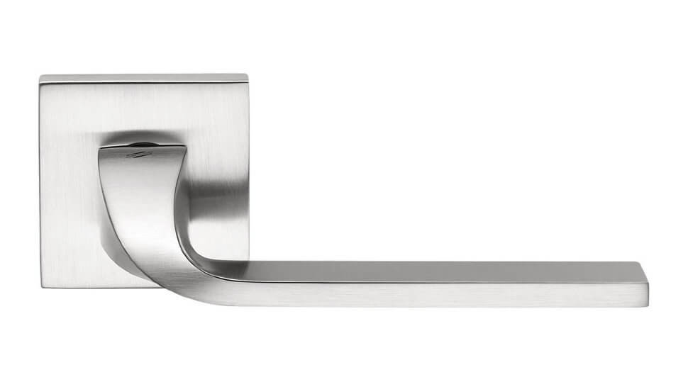 Дверная ручка Colombo Design ISY BL11 RSB матовый хром 50мм розетта